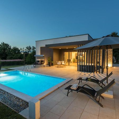 Villa Dual Sveti Petar u Sumi ภายนอก รูปภาพ