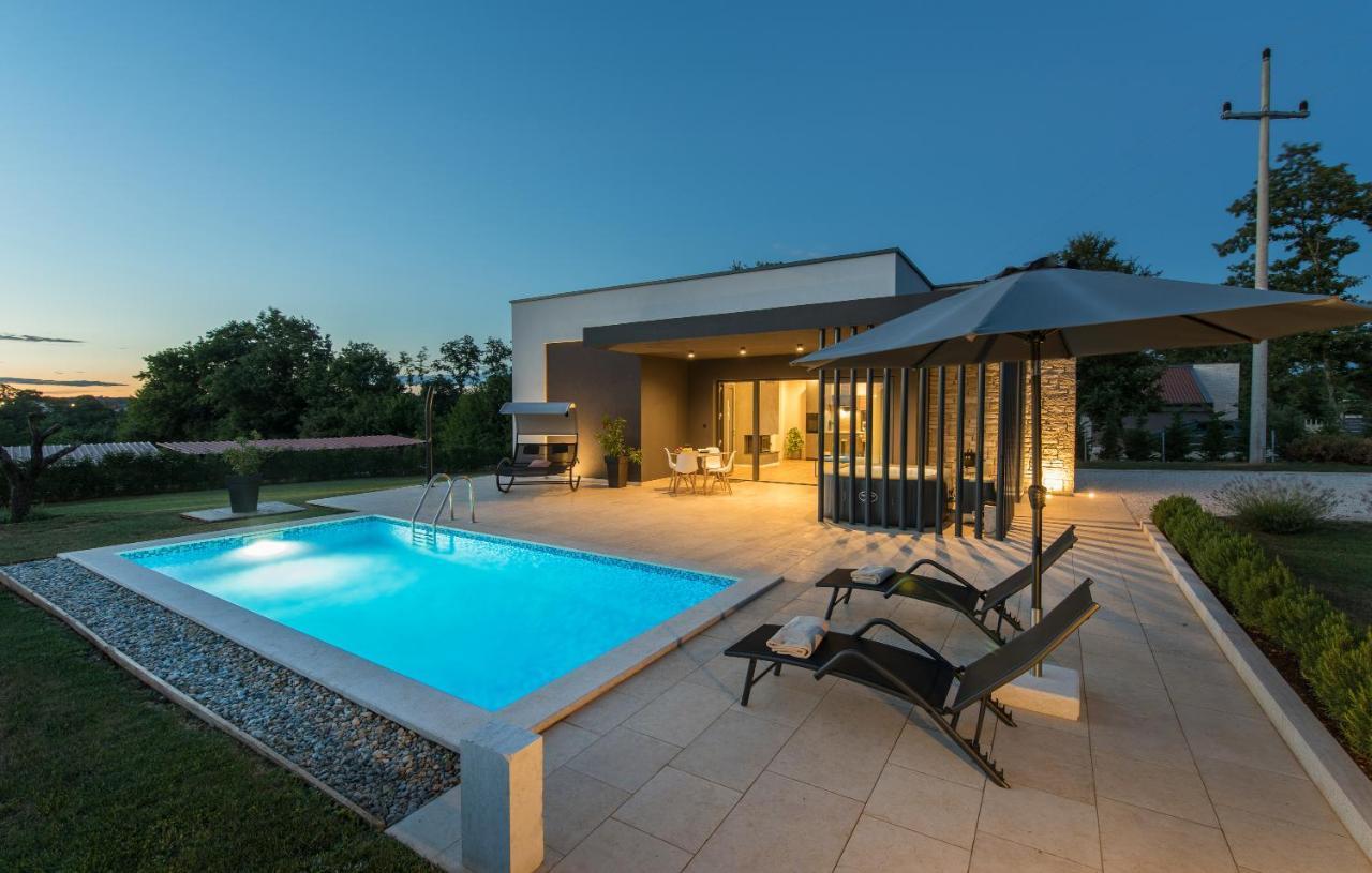 Villa Dual Sveti Petar u Sumi ภายนอก รูปภาพ